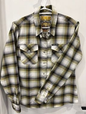 Dixxon Sublime 40 OZ Flannel Size Medium Shirt